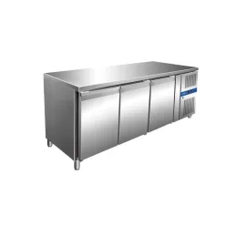 Tiefkühl-Arbeitstische - 3 Türen, 465 Liter, 700Sr